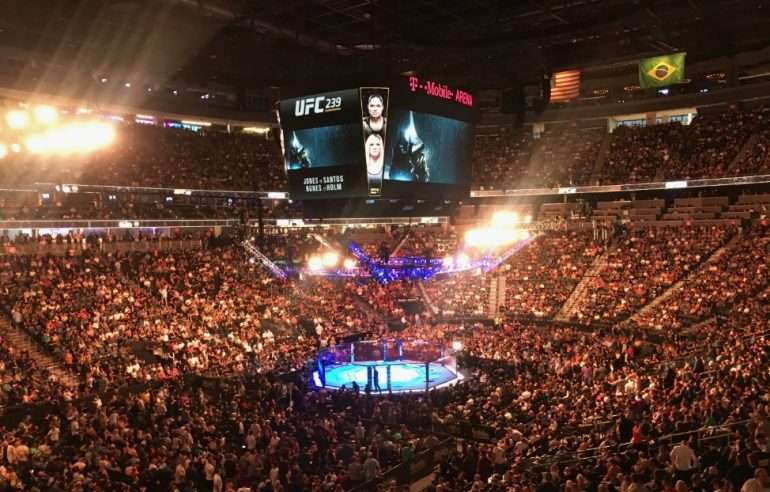 Билеты на UFC в Baku Crystal Hall: удобные способы покупки
